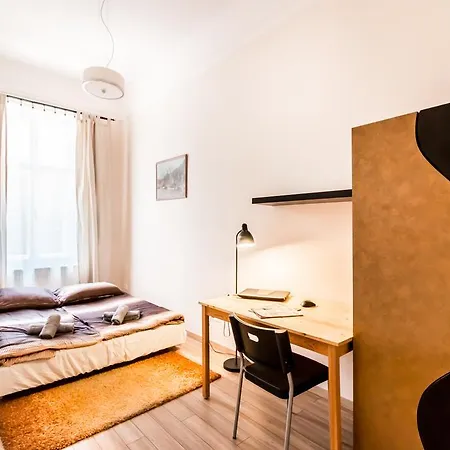 Bpr D8 Premier Apartman *