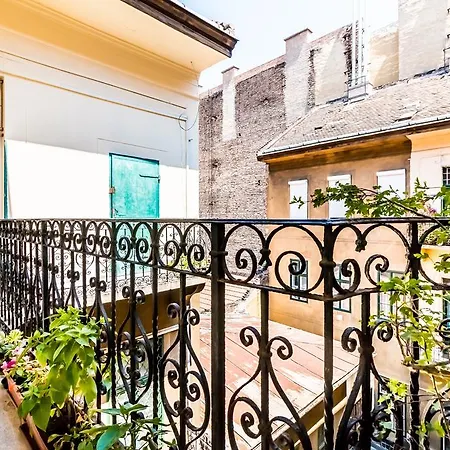 Bpr D8 Premier * 부다페스트