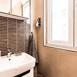Bpr D8 Premier Apartmán Budapešť