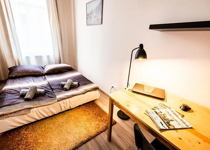 Bpr D8 Premier * Budapesta