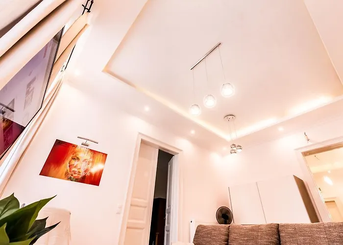 Bpr D8 Premier * Budapesta